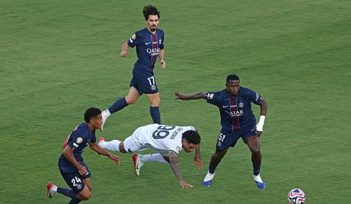 关于巴黎大师赛半决赛爆出冷门！马德里竞技小胜尤文图斯，争冠形势突变的信息